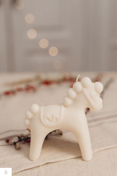 Свічка КОНИК Білого Кольору CHRISTMAS HORSE WHITE фото